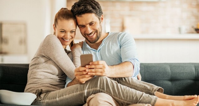 網上交友更加好？科學家說：在網上認識的情侶會更想結婚
