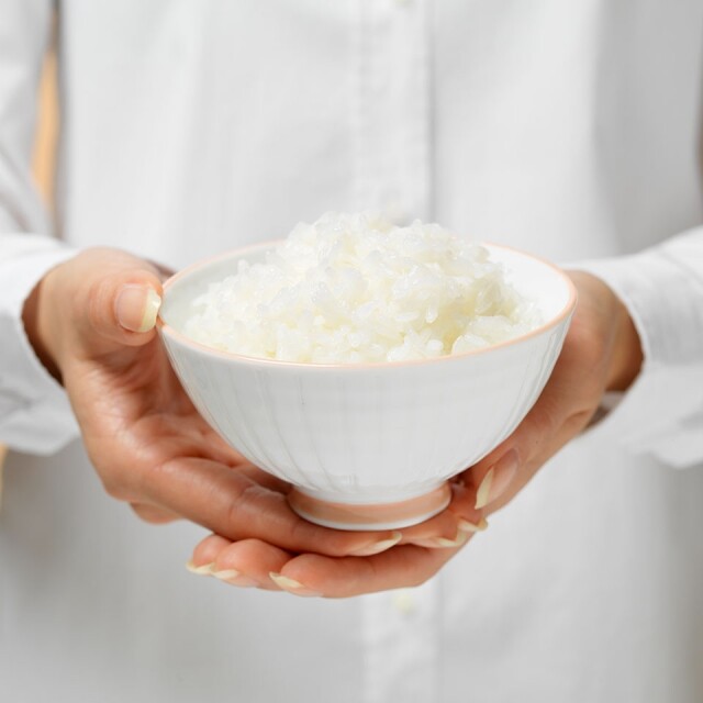 要養胃,應在早上 7 至 9 時吃暖的食物作早餐,溫暖脾胃。 要養胃,應在早上 7 至 9 時吃暖的食物作早餐,溫暖脾胃。