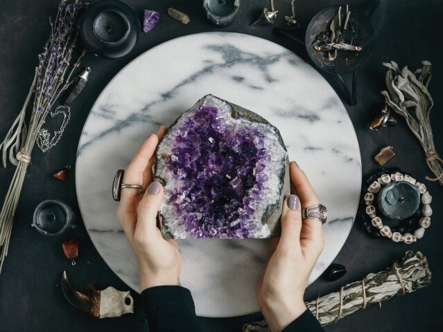 水晶放在家中甚麼位置最有效?5 種最適合放在家中的水晶 水晶放在家中甚麼位置最有效?5 種最適合放在家中的水晶