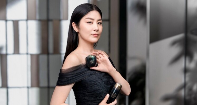 SHISEIDO 新昇華 FUTURE SOLUTION LX 晶鑽煥亮再生緊膚精華：BAZAAR Fab 2025「Best Firming Serum」