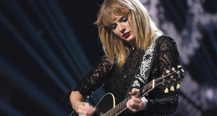 Taylor Swift 的「年度最高收入」地位被誰取代了？