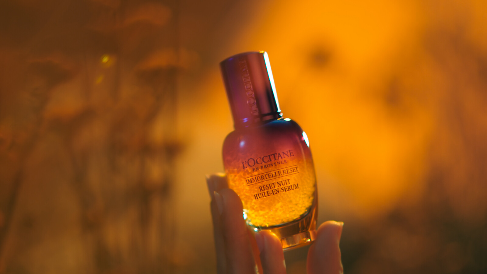 秋季護膚必備!以 L’Occitane 皇牌蠟菊精華修護季節性乾燥肌 秋季護膚必備!以 L’Occitane 皇牌蠟菊精華修護季節性乾燥肌