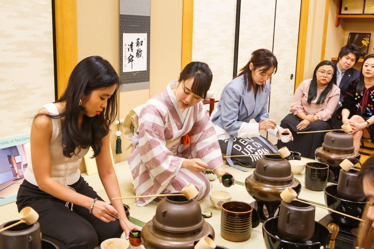 見證十年蛻變!齊集東京慶賀全新 AQ Meliority 系列隆重登場 見證十年蛻變!齊集東京慶賀全新 AQ Meliority 系列隆重登場