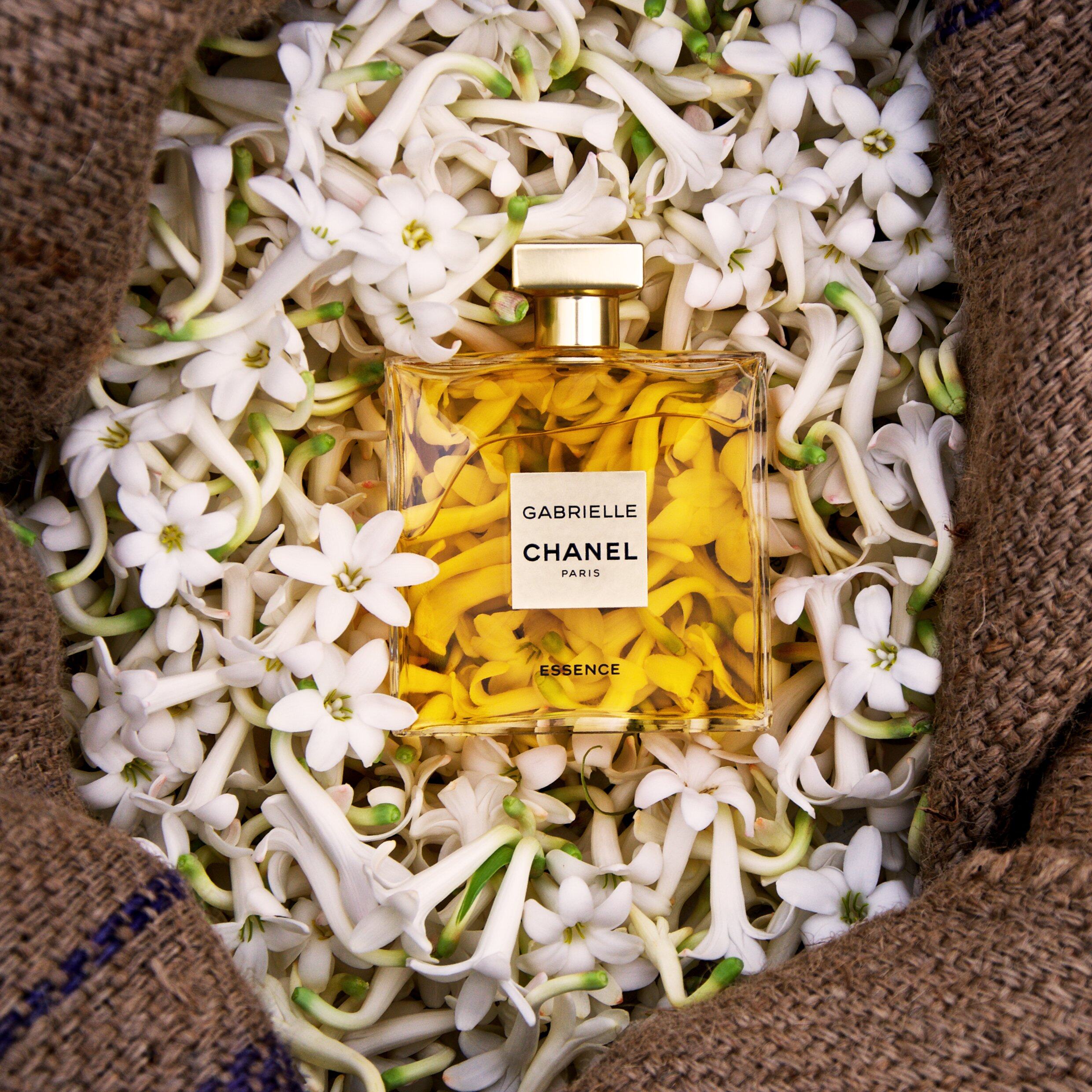 GABRIELLE CHANEL ESSENCE 香水 ( 100 ml ) $1,470 GABRIELLE CHANEL ESSENCE 香水 ( 100 ml ) $1,470