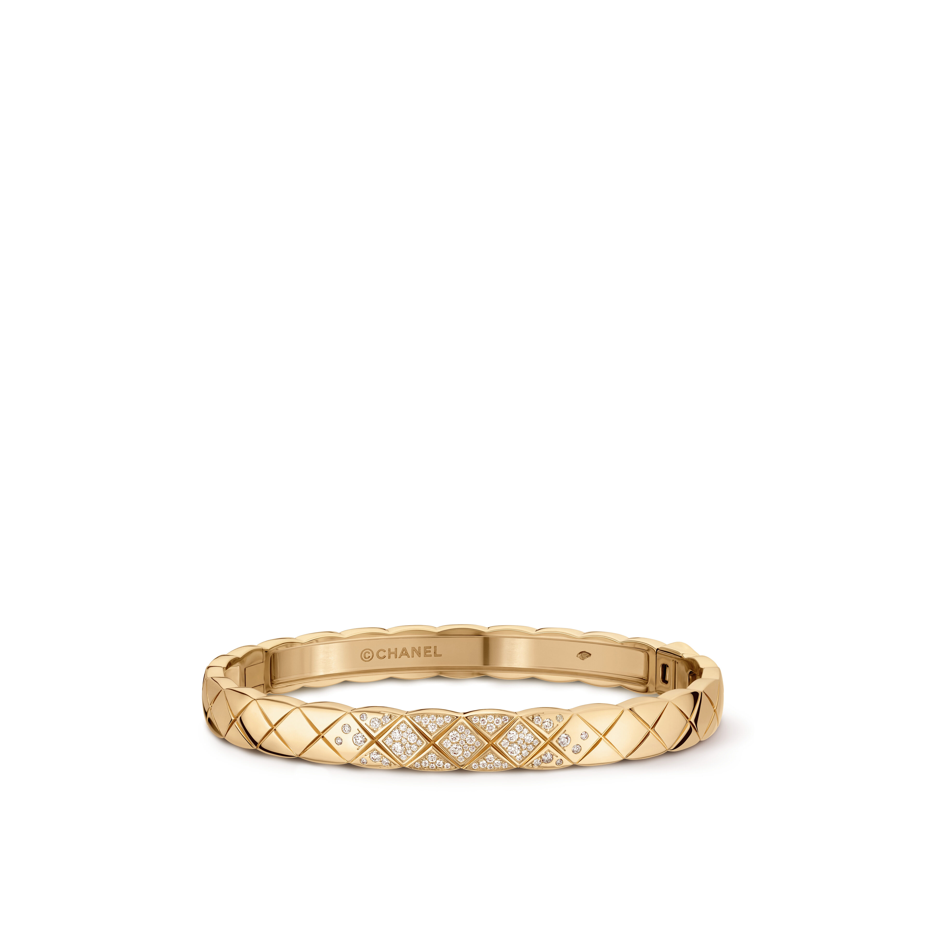 CHANEL JEWELRY 每天配搭 mix & match,創出獨有風格詞彙 CHANEL JEWELRY 每天配搭 mix & match,創出獨有風格詞彙