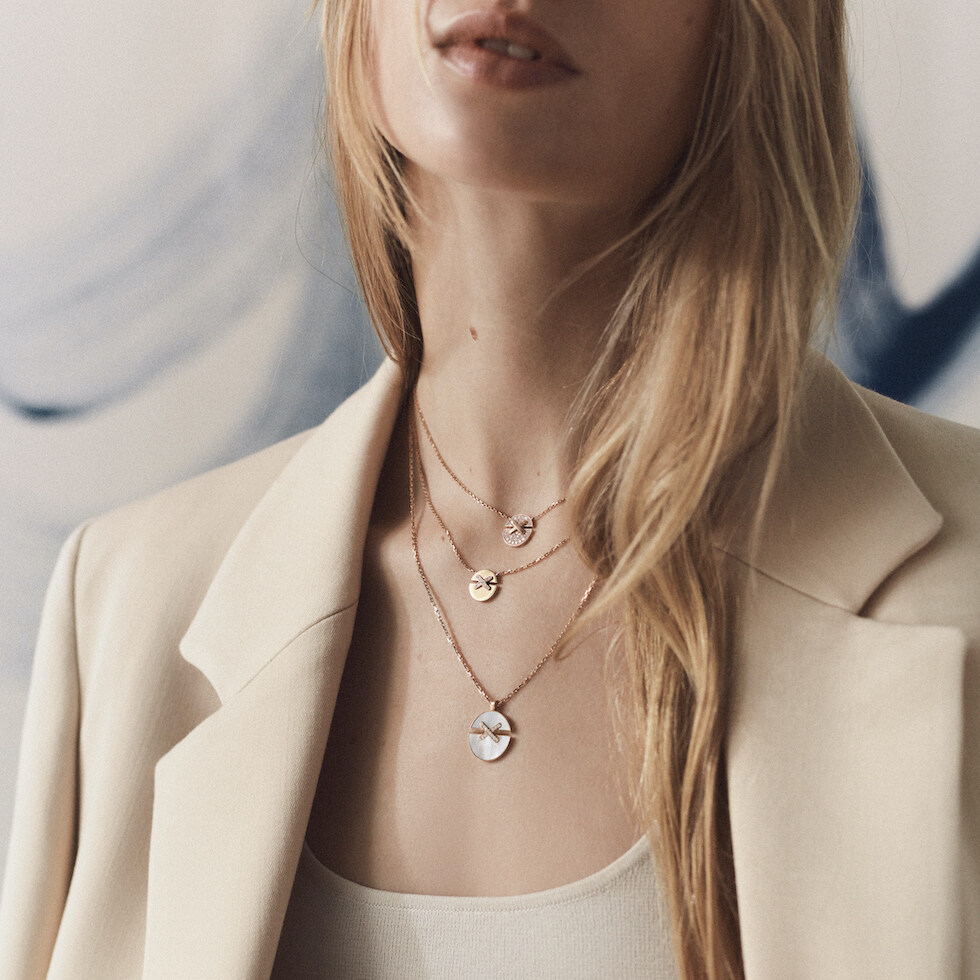獨立女性就是因懂得愛自己而閃亮：Chaumet Jeux de Liens 珠寶叠戴，塑造你的專屬日